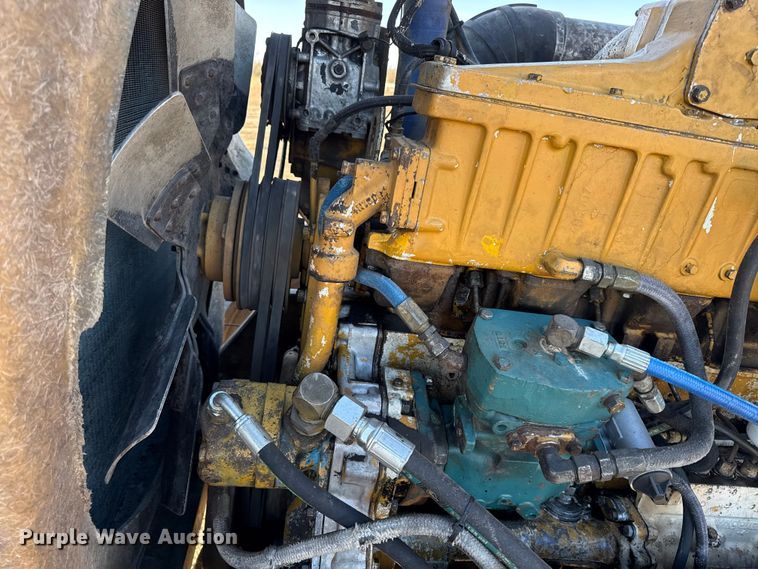 image for item EN0164 1981 Peterbilt 359 dump truck