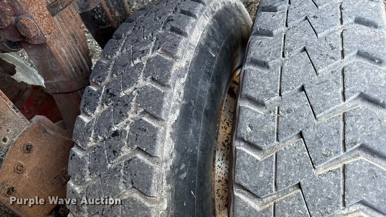 image for item EN0164 1981 Peterbilt 359 dump truck