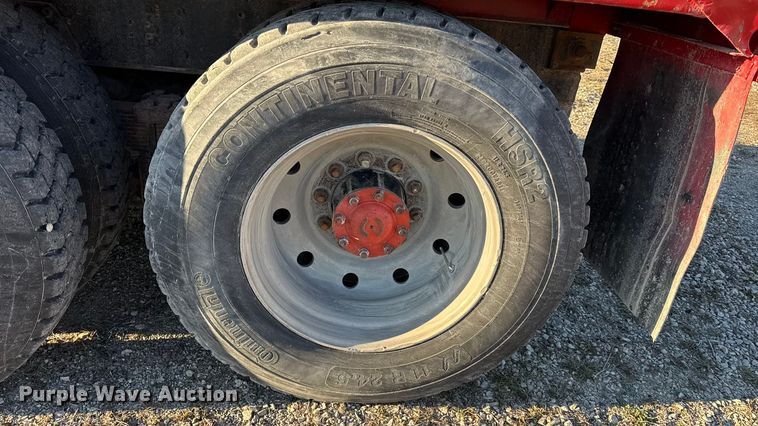 image for item EN0164 1981 Peterbilt 359 dump truck