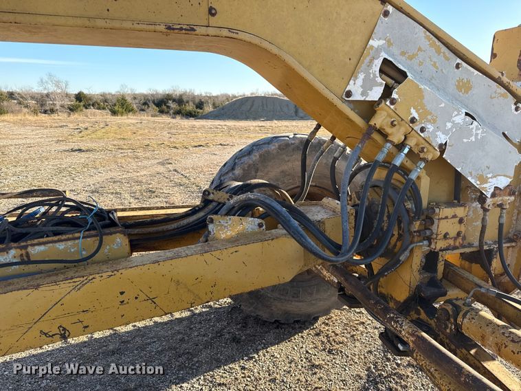 image for item EN0165 1980 Caterpillar 14G motor grader