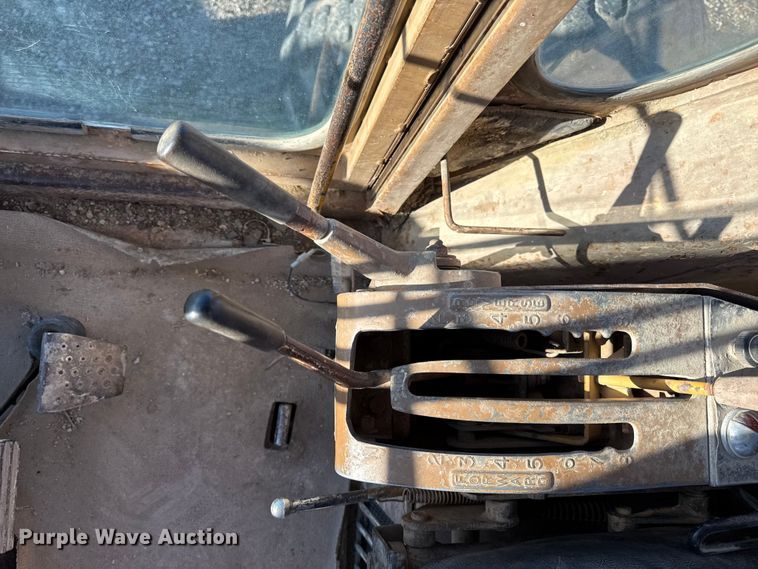 image for item EN0165 1980 Caterpillar 14G motor grader