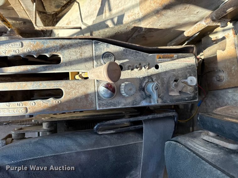 image for item EN0165 1980 Caterpillar 14G motor grader