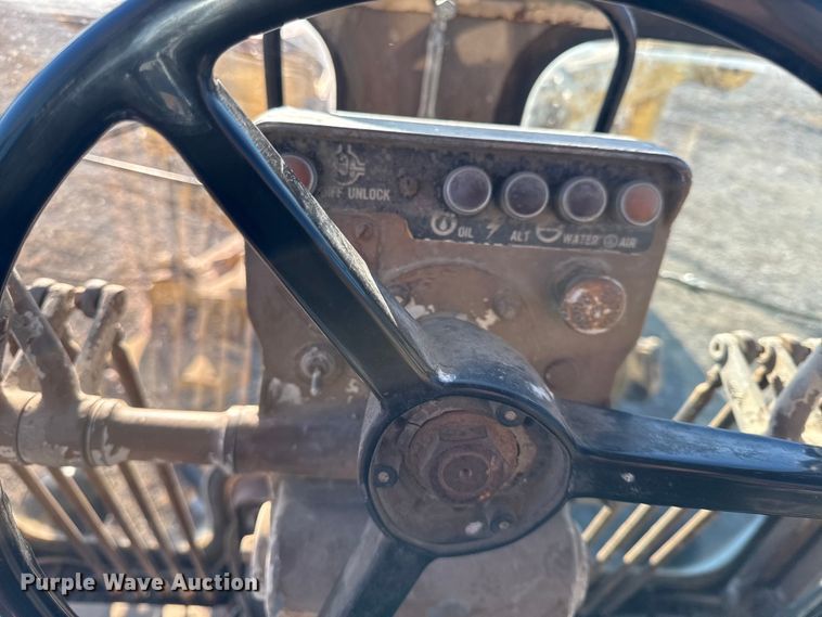 image for item EN0165 1980 Caterpillar 14G motor grader