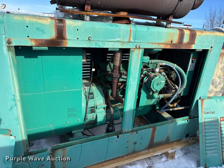 image for item EN0722 Onan 30.0EK-15R/23642R generator