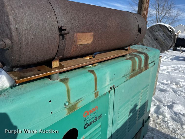 image for item EN0729 Onan 30.0EK-15R/23642R generator