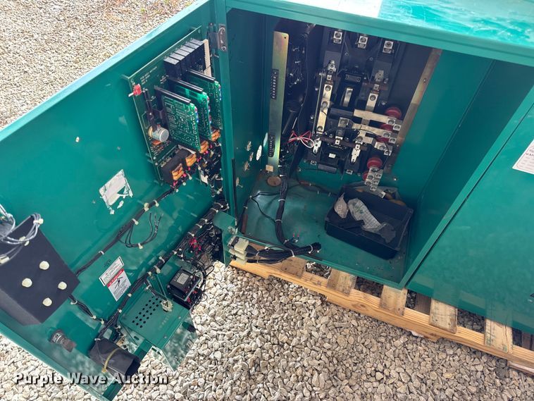 image for item EN0732 Onan 30.0EK-15R/27238N generator