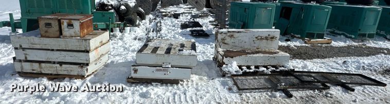 image for item EN0733 Truck boxes