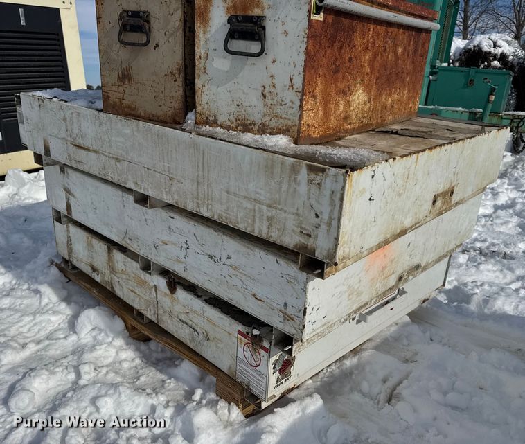 image for item EN0733 Truck boxes