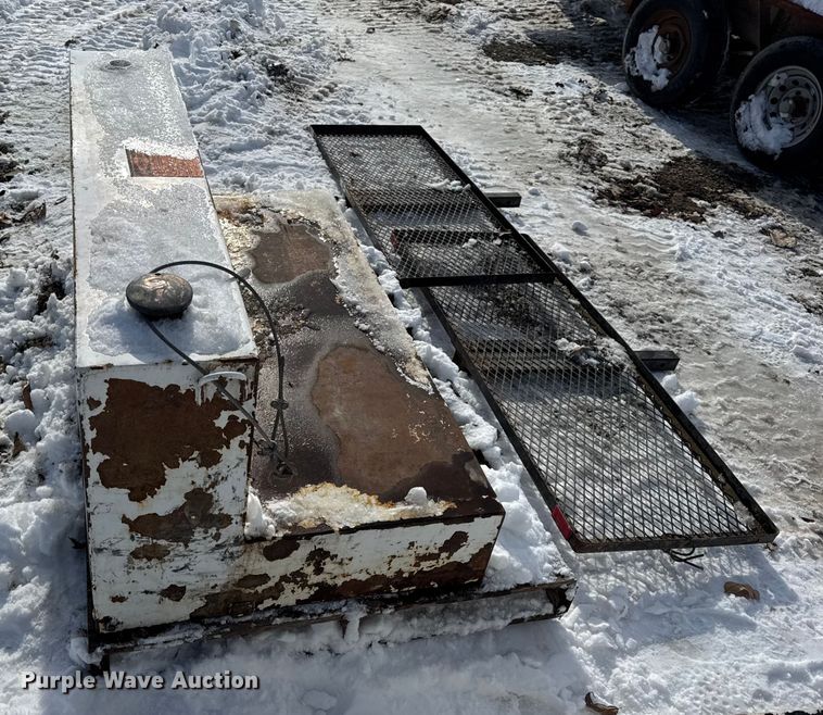 image for item EN0733 Truck boxes