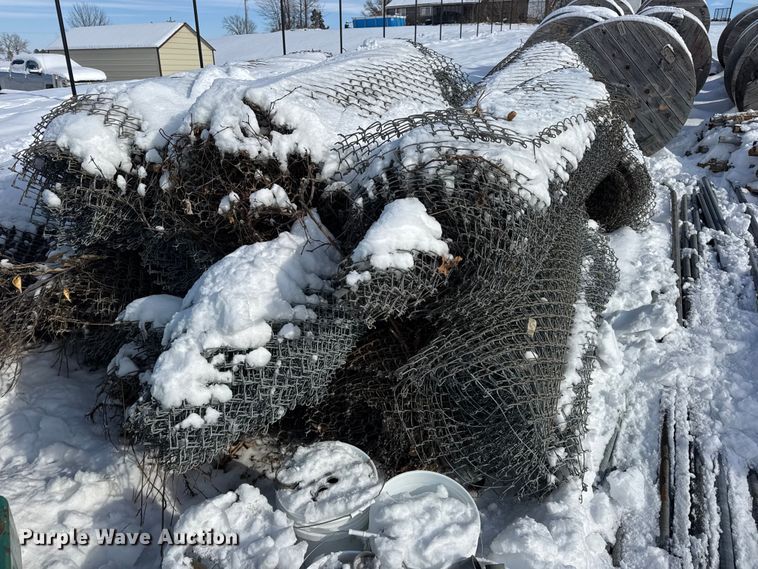 image for item EN0734 Building materials and tools