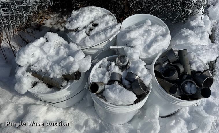 image for item EN0734 Building materials and tools