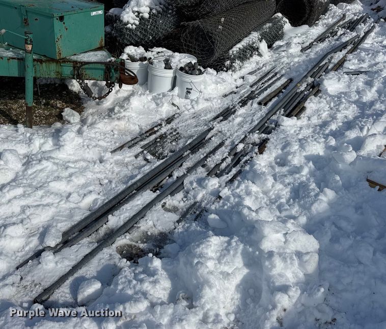 image for item EN0734 Building materials and tools