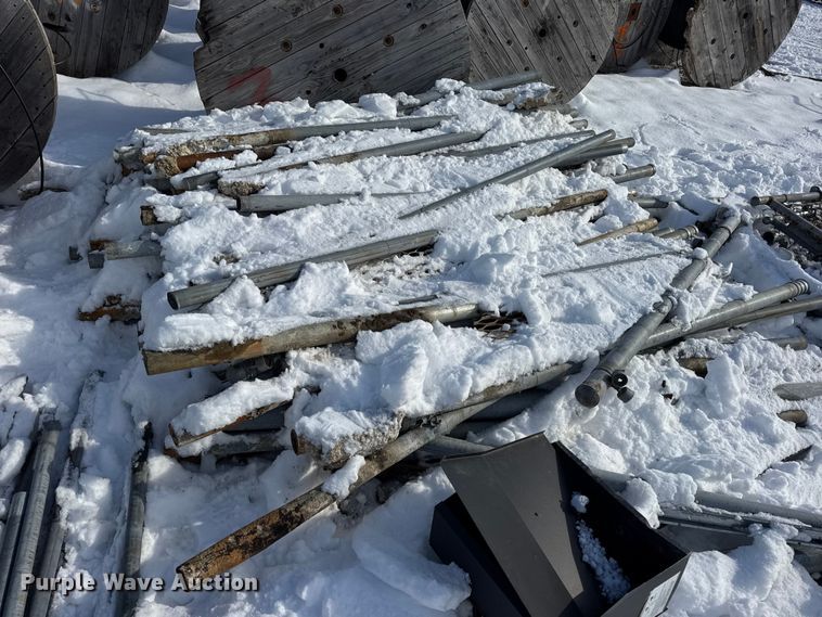 image for item EN0734 Building materials and tools