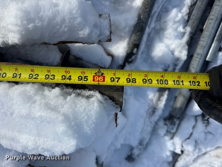 image for item EN0734 Building materials and tools