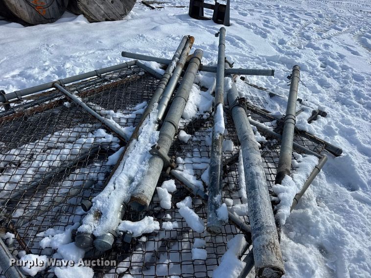 image for item EN0734 Building materials and tools