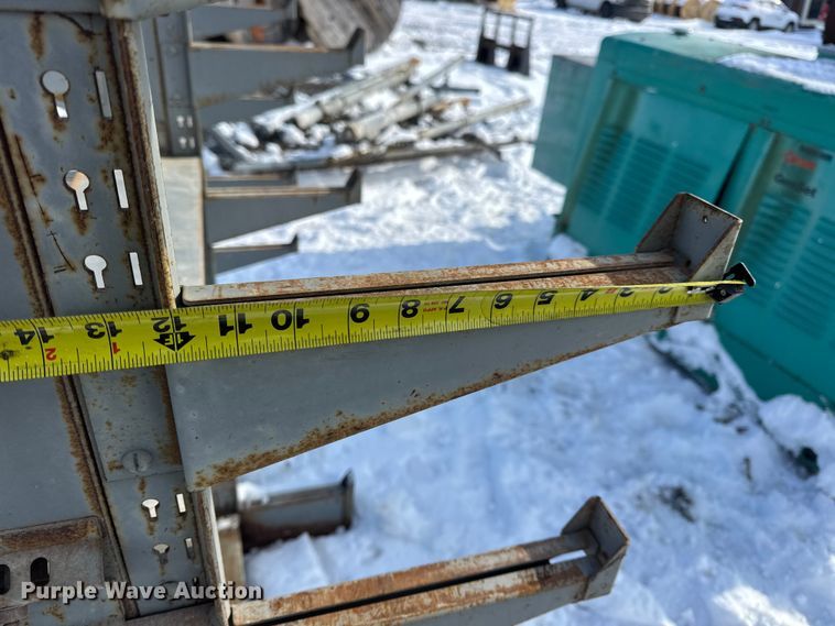 image for item EN0734 Building materials and tools