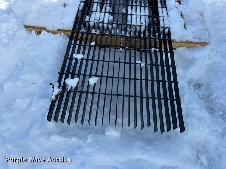 image for item EN0734 Building materials and tools