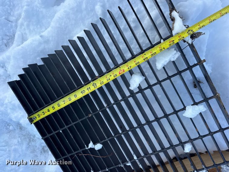 image for item EN0734 Building materials and tools