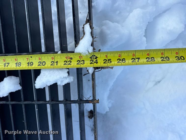 image for item EN0734 Building materials and tools