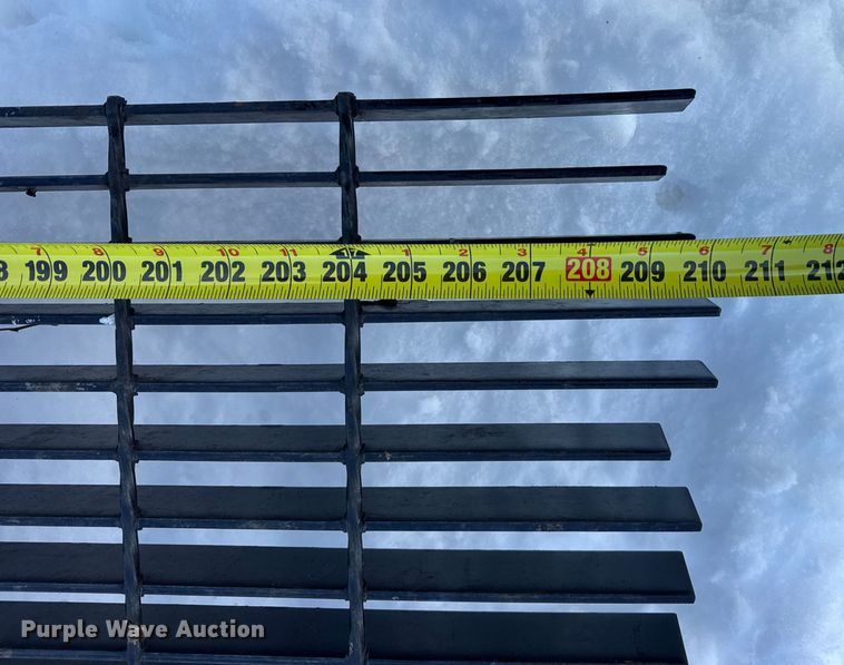 image for item EN0734 Building materials and tools