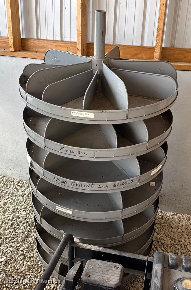 image for item EN0734 Building materials and tools