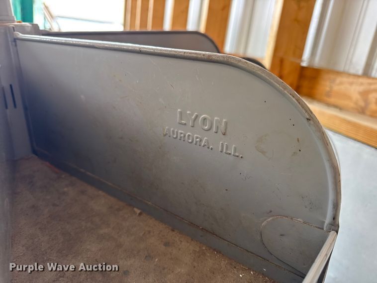 image for item EN0734 Building materials and tools