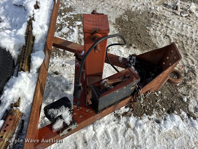 image for item EN0737 1992 Belshe equipment trailer