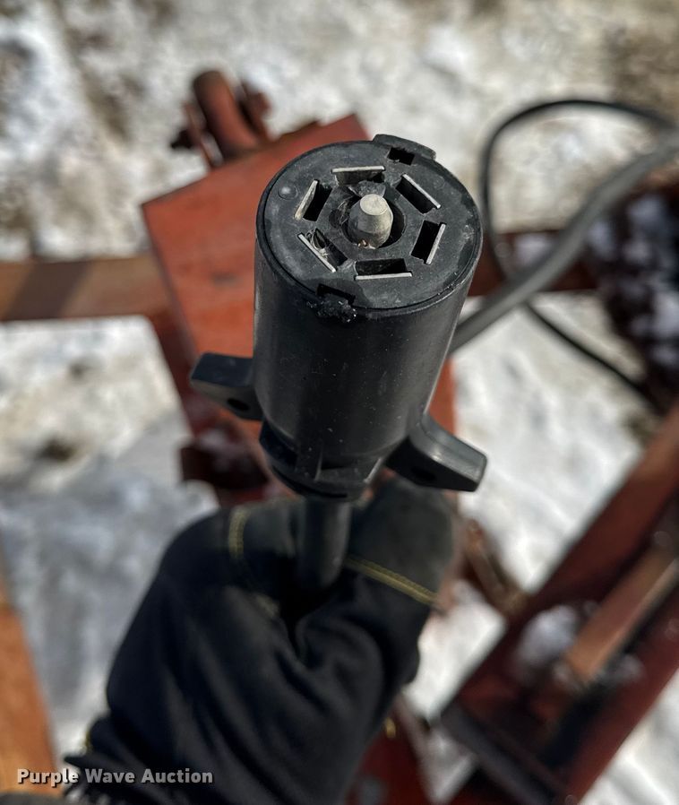 image for item EN0737 1992 Belshe equipment trailer