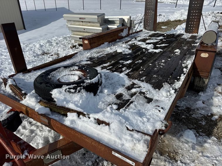 image for item EN0737 1992 Belshe equipment trailer