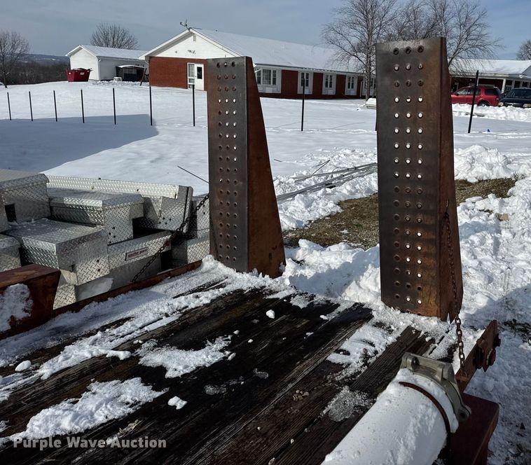 image for item EN0737 1992 Belshe equipment trailer