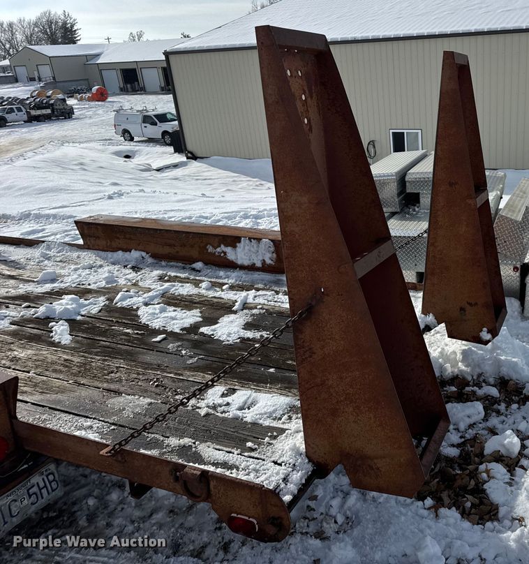 image for item EN0737 1992 Belshe equipment trailer