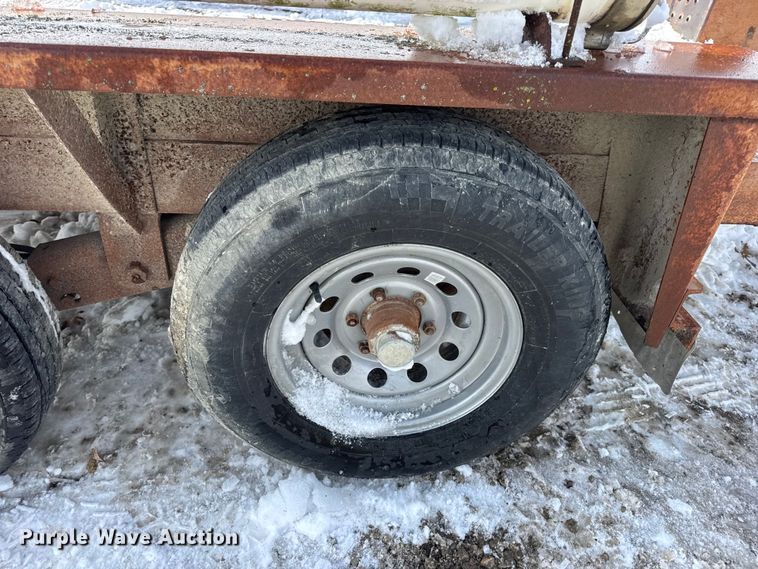 image for item EN0737 1992 Belshe equipment trailer