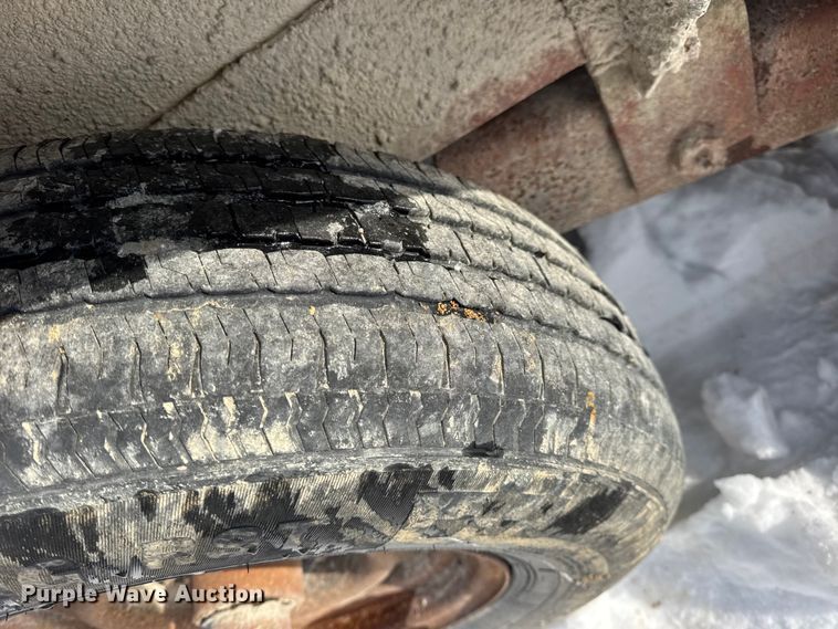 image for item EN0737 1992 Belshe equipment trailer