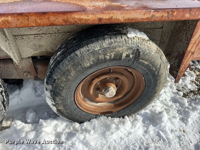 image for item EN0737 1992 Belshe equipment trailer