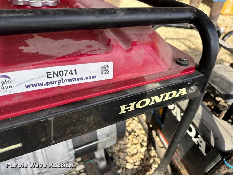 image for item EN0741 (5) Honda generators