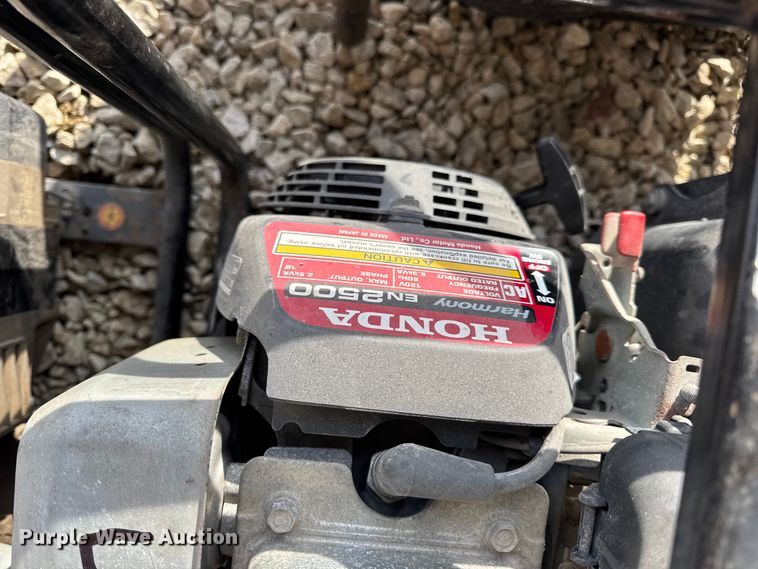 image for item EN0741 (5) Honda generators