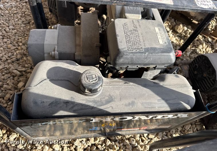 image for item EN0741 (5) Honda generators