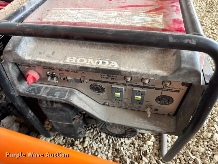 image for item EN0744  (7) generators