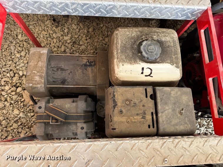 image for item EN0744  (7) generators