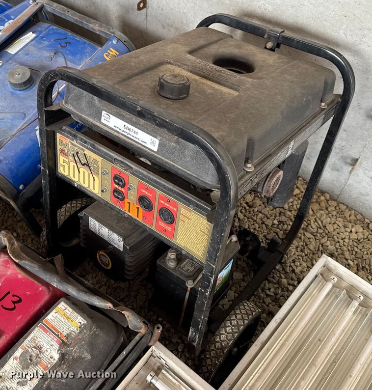 image for item EN0744  (7) generators