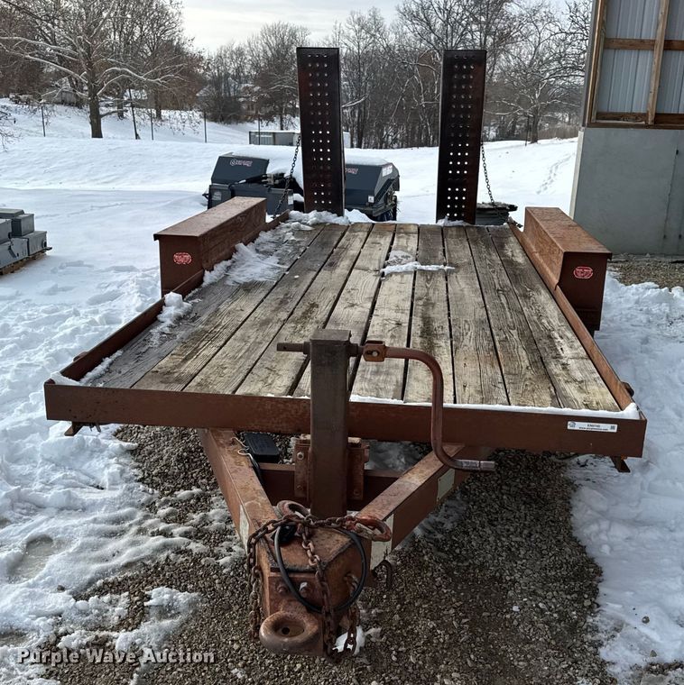 image for item EN0745 1992 Belshe CT-2 equipment trailer