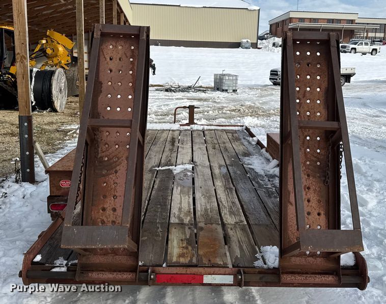 image for item EN0745 1992 Belshe CT-2 equipment trailer