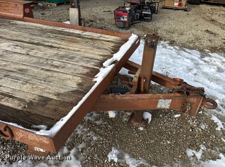 image for item EN0745 1992 Belshe CT-2 equipment trailer