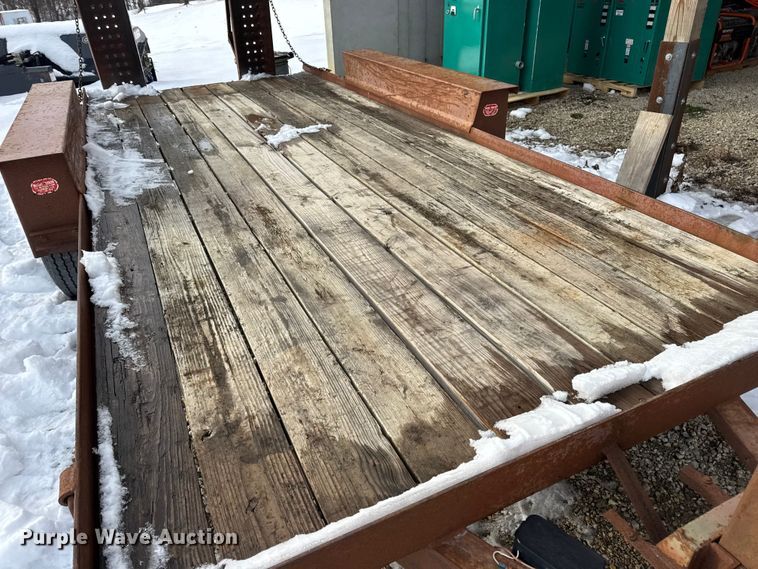 image for item EN0745 1992 Belshe CT-2 equipment trailer