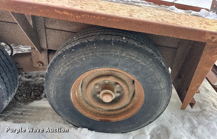 image for item EN0745 1992 Belshe CT-2 equipment trailer