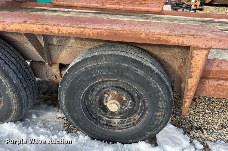 image for item EN0745 1992 Belshe CT-2 equipment trailer