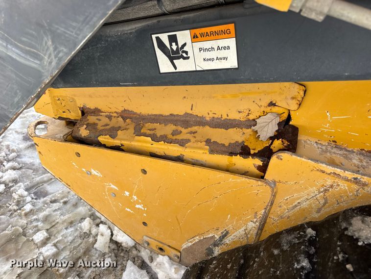 image for item EN0746 2012 John Deere 329D skid steer loader