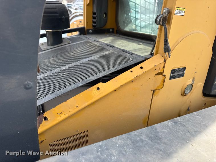 image for item EN0746 2012 John Deere 329D skid steer loader