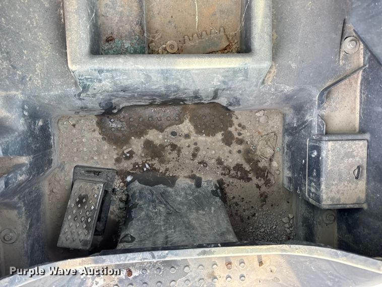 image for item EN0746 2012 John Deere 329D skid steer loader