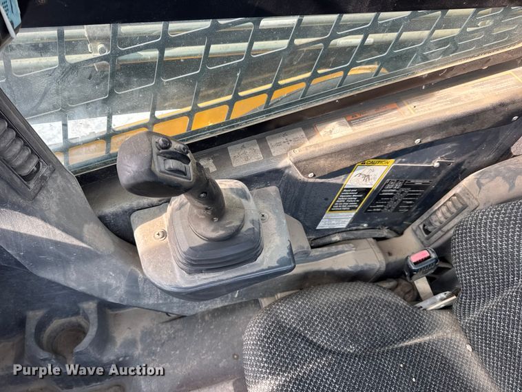 image for item EN0746 2012 John Deere 329D skid steer loader